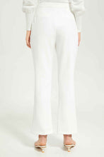Load image into Gallery viewer, بنطلون باللون الأبيض بأزرار للنساء