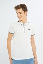 Load image into Gallery viewer, تيشيرت بولو باللون الأبيض للأولاد الكبار