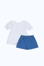 Load image into Gallery viewer, طقم كاجوال باللون الأزرق والأبيض للبنات الرضّع (قطعتين)