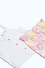 Load image into Gallery viewer, طقم كاجوال باللون العاجي للبنات الرضّع (قطعتين)