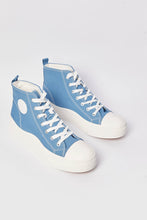 Load image into Gallery viewer, حذاء برباط أزرق اللون للنساء