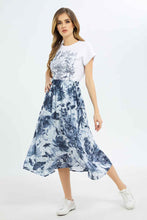 Load image into Gallery viewer, تنورة باللون الكحلي للنساء