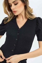 Load image into Gallery viewer, بلوزة سوداء بأزرار للنساء