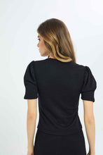 Load image into Gallery viewer, بلوزة سوداء بأزرار للنساء