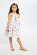 Load image into Gallery viewer, فستان باللون الكريمي مطبوع للبنات الصغار