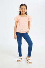 Load image into Gallery viewer, بلوزة بأكمام مزينة باللون الأبيض للبنات الصغار