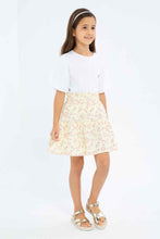 Load image into Gallery viewer, تنورة بكسرات باللون الأصفر والوردي للبنات الصغار