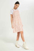 Load image into Gallery viewer, فستان أبيض بطبعة زهر للبنات الكبار