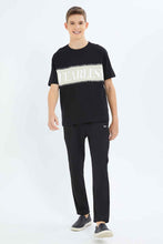 Load image into Gallery viewer, تيشيرت واسع مطبوع باللون الأسود للأولاد الكبار