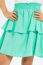 Load image into Gallery viewer, تنورة قصيرة باللون الأخضر بطبقات للبنات الصغار
