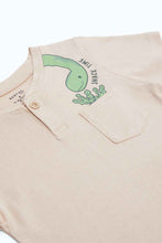 Load image into Gallery viewer, تيشيرت هينلي باللون الوردي للأولاد الرضَع