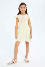Load image into Gallery viewer, فستان بطبعة باللون الأصفر للبنات الصغار