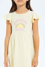 Load image into Gallery viewer, فستان بطبعة باللون الأصفر للبنات الصغار
