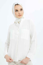 Load image into Gallery viewer, بلوزة بأزرار أمامية باللون العاجي للنساء