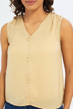 Load image into Gallery viewer, بلوزة باللون البيج بدون أكمام للنساء