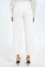 Load image into Gallery viewer, بنطلون واسع سادة باللون الأبيض للنساء