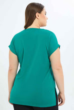 Load image into Gallery viewer, تيشيرت سادة باللون الأخضر للنساء بمقاسات كبيرة