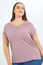 Load image into Gallery viewer, تيشيرت سادة باللون الييلك للنساء بمقاسات كبيرة