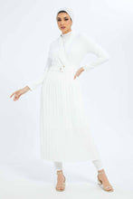 Load image into Gallery viewer, فستان بحزام مزين باللون الأبيض للنساء