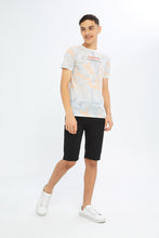 Load image into Gallery viewer, تيشيرت مطبوع باللونين البيج والرمادي للأولاد الكبار