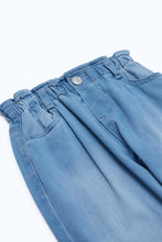 Load image into Gallery viewer, بنطلون جينز فضفاض بجيوب باللون الأزرق للبنات