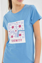 Load image into Gallery viewer, تيشيرت باللون الأزرق مطبوع للبنات الكبار