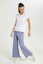 Load image into Gallery viewer, تيشيرت باللون الأبيض للبنات الكبار