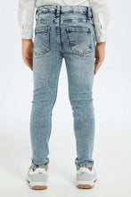 Load image into Gallery viewer, بنطلون جينز باللون الأزرق للأولاد الصغار