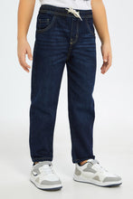 Load image into Gallery viewer, بنطلون جينز بخصر مطاطي باللون الكحلي للأولاد الصغار