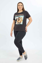 Load image into Gallery viewer, تيشيرت باللون الرمادي بطبعة للنساء