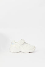 Load image into Gallery viewer, سنيكرز باللون الكريمي للبنات