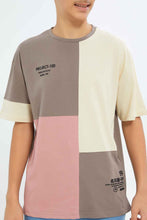 Load image into Gallery viewer, تيشيرت متعدد الألوان مطبوع للأولاد الكبار