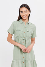 Load image into Gallery viewer, فستان بأزرار أمامية باللون الأخضر للبنات الكبار
