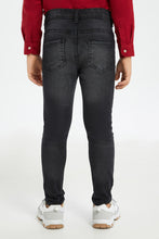 Load image into Gallery viewer, بنطلون جينز باللون الأسود للأولاد الصغار