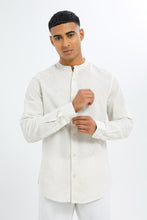 Load image into Gallery viewer, قميص ماندارين باللون البيج للرجال