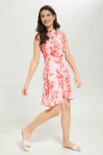 Load image into Gallery viewer, فستان باللون الأحمر والوردي بطبعة زهر للبنات الكبار