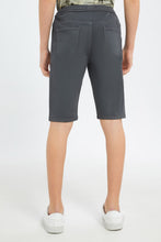 Load image into Gallery viewer, شورت سهل الإرتداء باللون الرمادي للأولاد الكبار