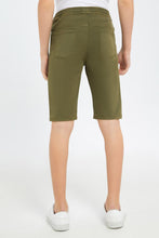 Load image into Gallery viewer, شورت سهل الإرتداء باللون الزيتي للأولاد الكبار