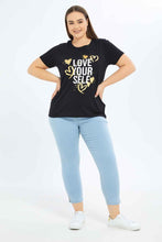 Load image into Gallery viewer, تيشيرت أسود بطبعة للنساء