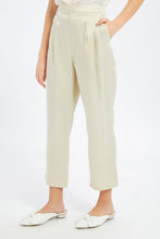 Load image into Gallery viewer, بنطلون بيج للكاحل للفتيات الكبيرات
