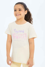 Load image into Gallery viewer, تيشيرت مطبوع باللون البيج للبنات الصغار