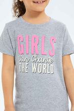 Load image into Gallery viewer, تيشيرت باللون الرمادي بطبعة للبنات الصغار