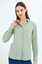 Load image into Gallery viewer, قميص كتان سادة باللون الأخضر للنساء
