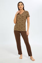 Load image into Gallery viewer, طقم بيجامة باللون الأبيض و الرمادي للنساء