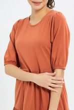 Load image into Gallery viewer, فستان سادة بطبقات باللون البني للنساء