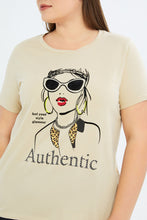 Load image into Gallery viewer, تيشيرت مطبوع باللون البيج للنساء الكيرفي