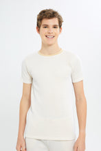 Load image into Gallery viewer, طقم كاجوال مخطط باللون البيج للأولاد الكبار (قطعتين)