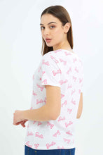 Load image into Gallery viewer, تيشيرت أبيض مطبوع بالكامل بطبعة باربي للنساء