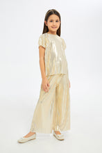 Load image into Gallery viewer, طقم باللون الذهبي للبنات الصغار (قطعتين)