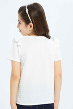 Load image into Gallery viewer, توب بناتي أبيض محكم مع شريط متصل على الصدر